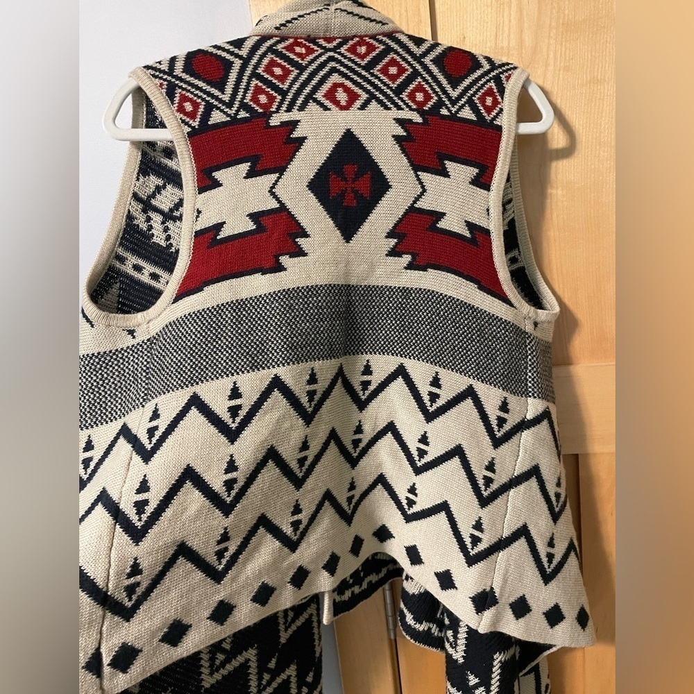 Do Everything In Love Aztec Southwestern Knit Vest Cardigan Drape Open Front OS
